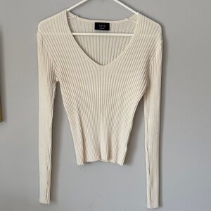 Vici Ivory Ribbed V-Neck Sweater, M